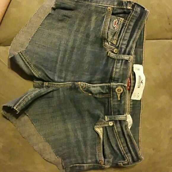 Hollister Pants - Hollister shorts  